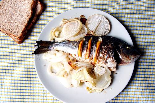 Una dieta rica en pescado durante el embarazo favorece el desarrollo neurológico del niño