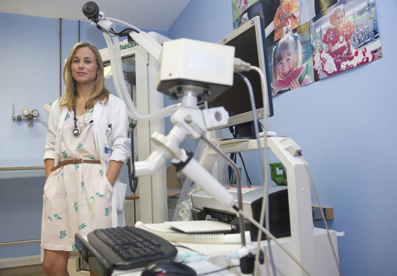 La doctora Paula Corcuera en el Hospital Universitario Donostia