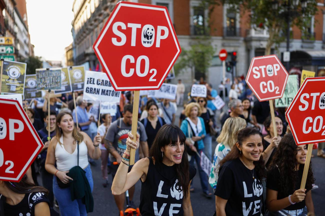 Más de 850 entidades de la sociedad civil firman un manifiesto de apoyo a aquellos que sufren acoso por alertar del cambio climático
