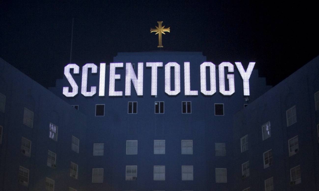Cienciología, una religión de ciencia ficción