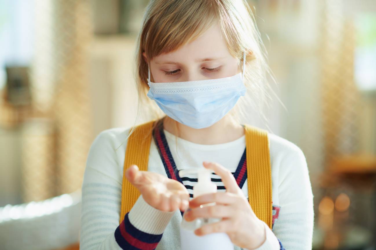 Niños y coronavirus: por qué una alta carga viral no implica que sean más infecciosos