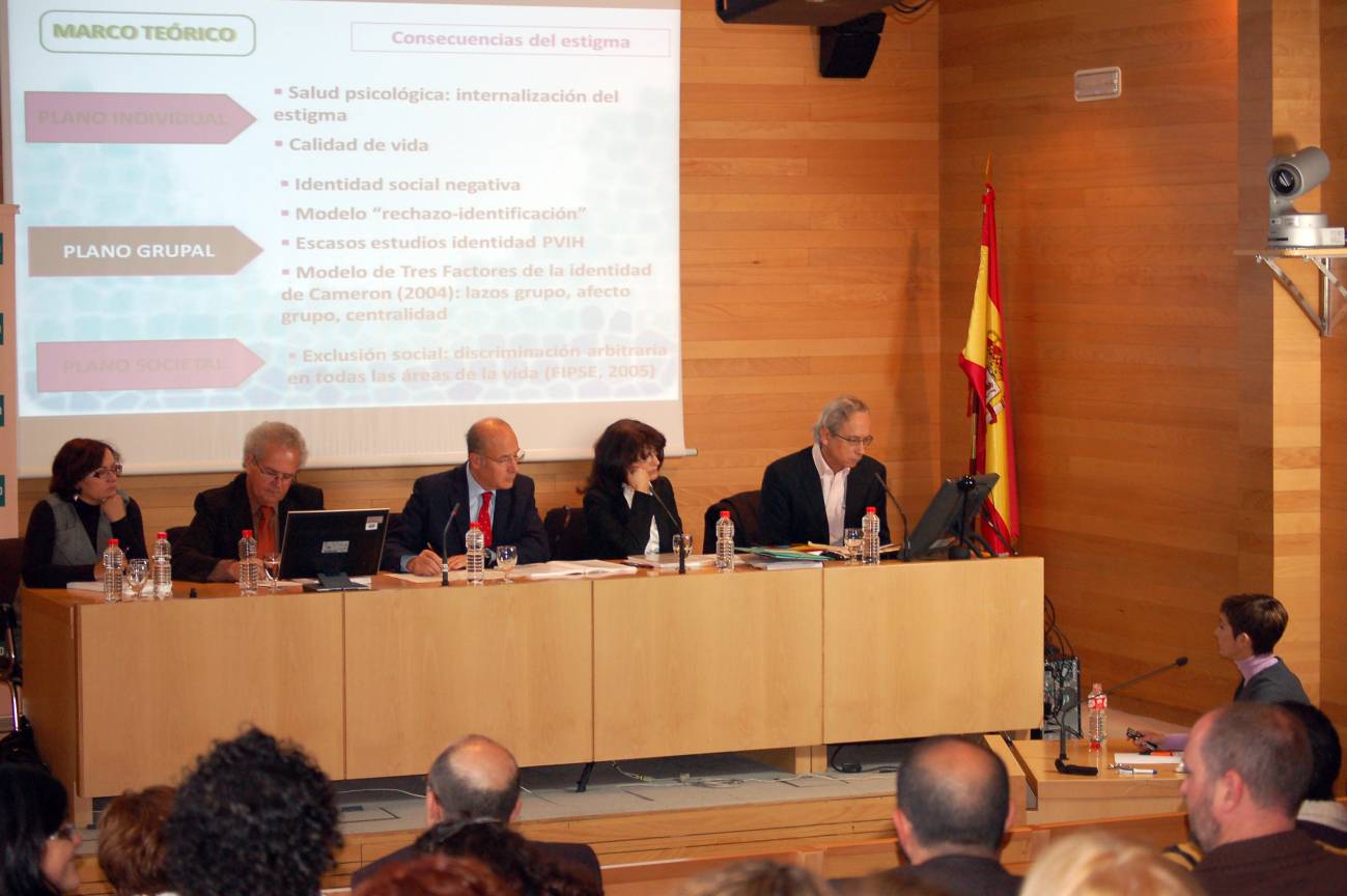 VIH: ofensiva contra la marginación  