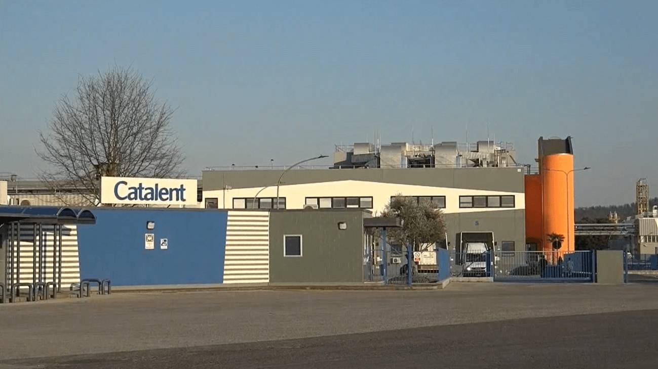 Planta donde se almacenan las dosis encontradas de la vacuna (Cartel Catalent)