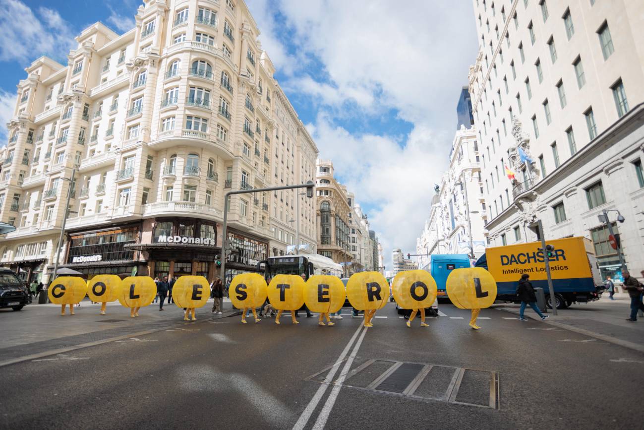 La campaña ‘Abrimos paso en EVA’ sale a las calles de Madrid