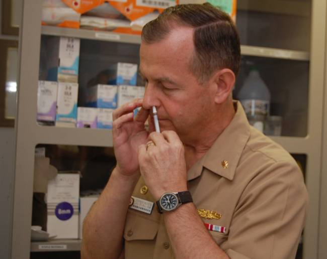 Los tratamientos contra el cáncer aplicados directamente en los tumores de las zonas mucosas de la nariz, la boca o el tracto genital  pueden ser más efectivos que los subcutáneos. / U.S Pacific Fleet