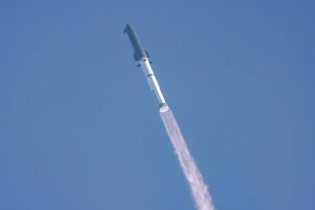 Space X, Luna