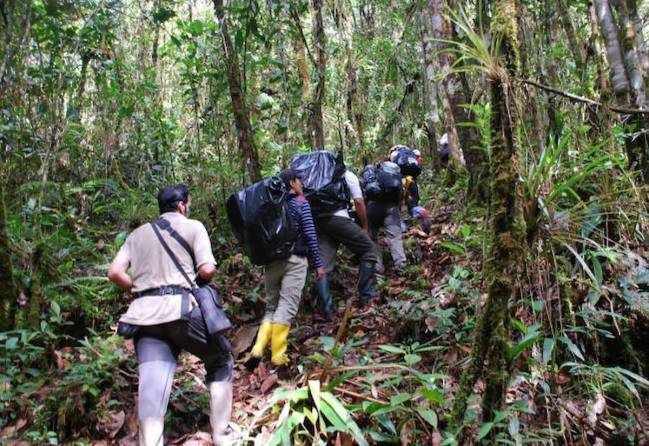 Los miembros de la expedición, en los Mura Nunka / URJC
