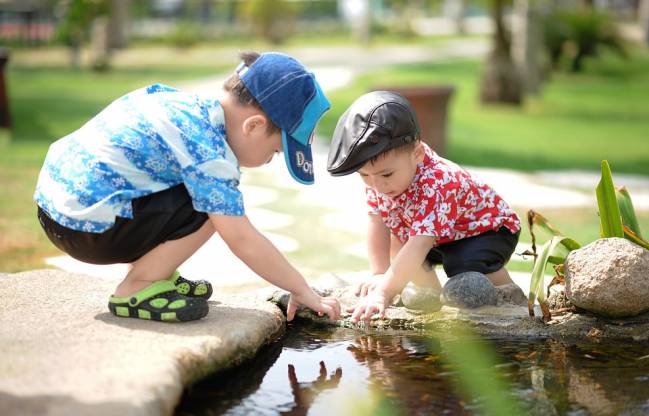 Niños jugando