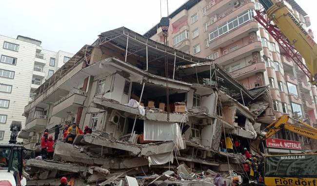 Estragos del temblor en el sur de Anatolia.