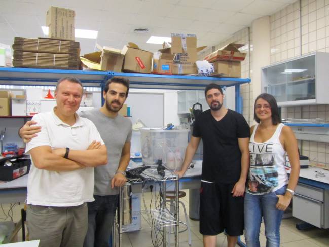 Miembros del equipo de investigación Cryobiotech: Criopreservación de Tejidos y Órganos, que dirige Ramón Risco (izqda). 