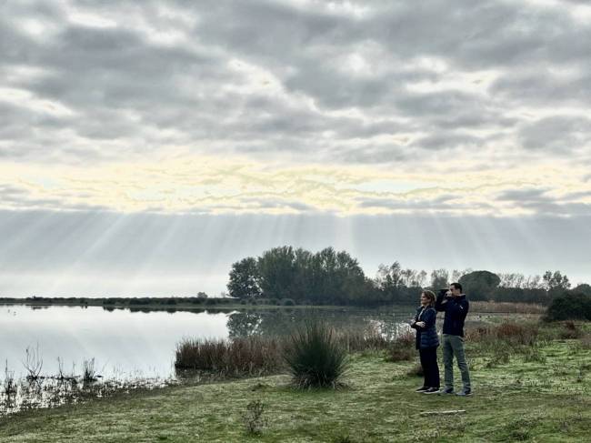 Teresa Ribera y Juanma Moreno en Doñana