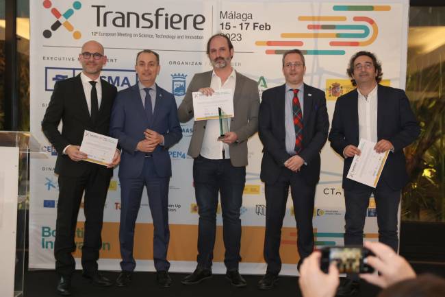 Entrega de premios en la categoría de trabajos escritos del Foro Transfiere.