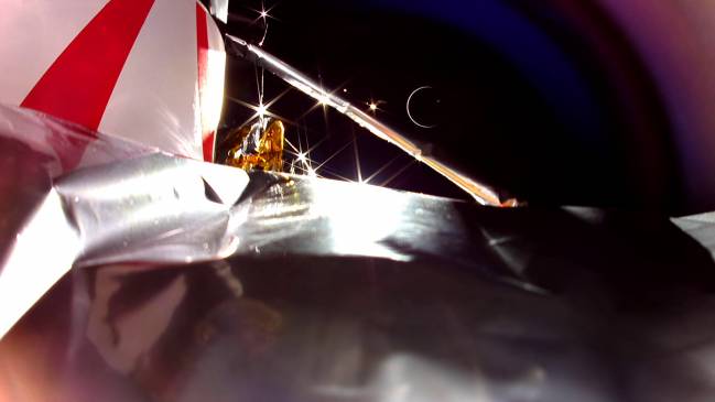 Vista de la Tierra desde la nave Peregrine antes de desintegrarse en la atmósfera terrestre