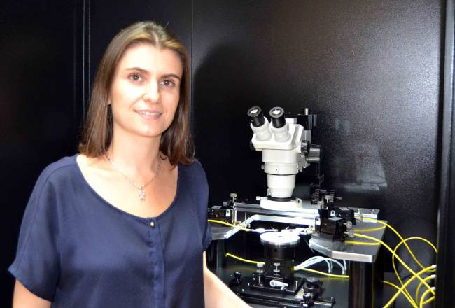 La doctora Rocío Ponce ha participado en la elucidación estructural químico-cuántica del estudio. /UCIENCIA