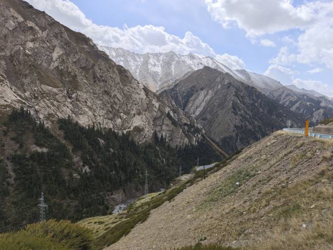 Vista del área donde se ha realizado el estudio, en las montañas de Tian Shan.