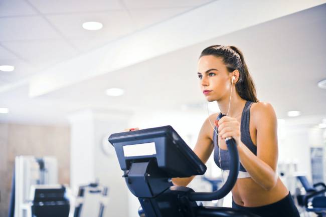 Mujer haciendo ejercicio