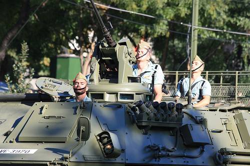 Desfile militar. Foto: Esteban Trigos.