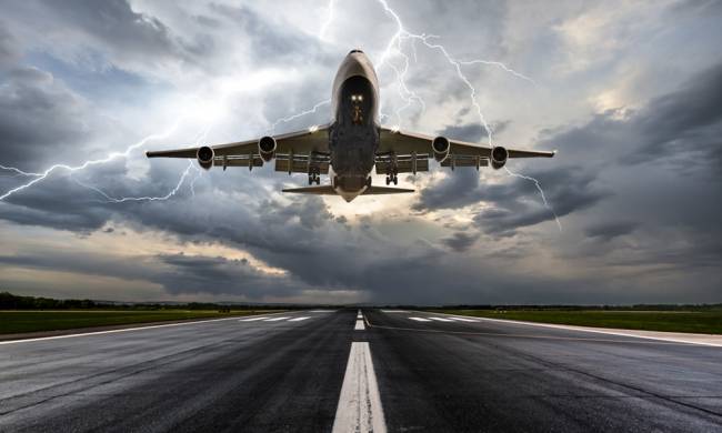 Avion en el momento del despegue