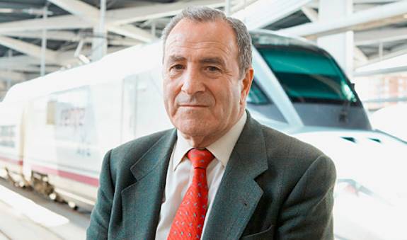 José Luis López Gómez desarrolló un sistema de suspensión de ruedas para mejorar los viajes en trenes de alta velocidad. / OEP