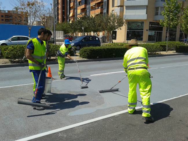 El nuevo producto aumenta la adherencia de los vehículos a la carretera