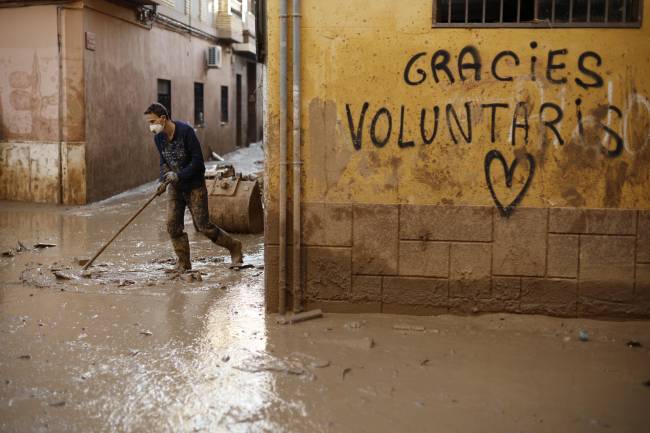 voluntario DANA Valencia