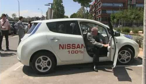 La Universitat de Valencia promueve el vehículo eléctrico en sus campus 