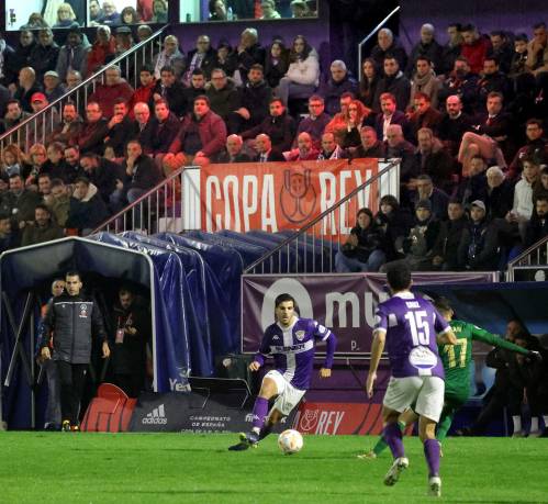 El estudio ha determinado la magnitud y el ángulo de la velocidad de los jugadores de fútbol en función de la distancia al balón