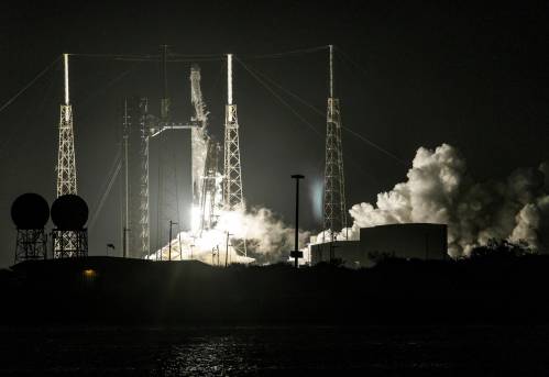 Despegue de la Crew-11