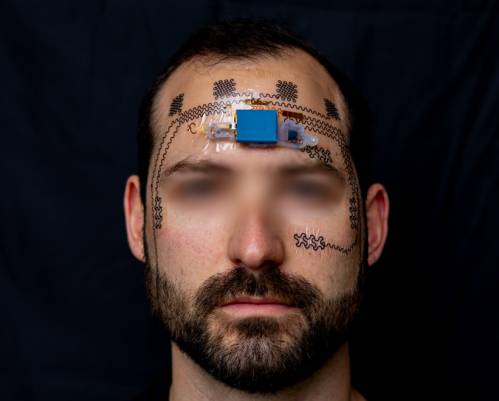 Tatuaje electrónico para monitorizar la carga mental
