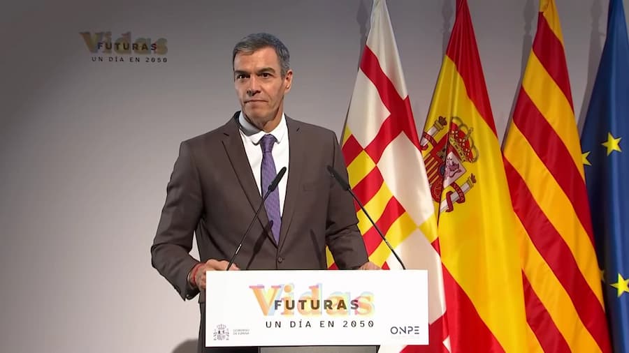 El presidente del Gobierno durante el acto de presentación de ‘Vidas Futuras: un día en 2050’. / Oficina Nacional de Prospectiva y Estrategia