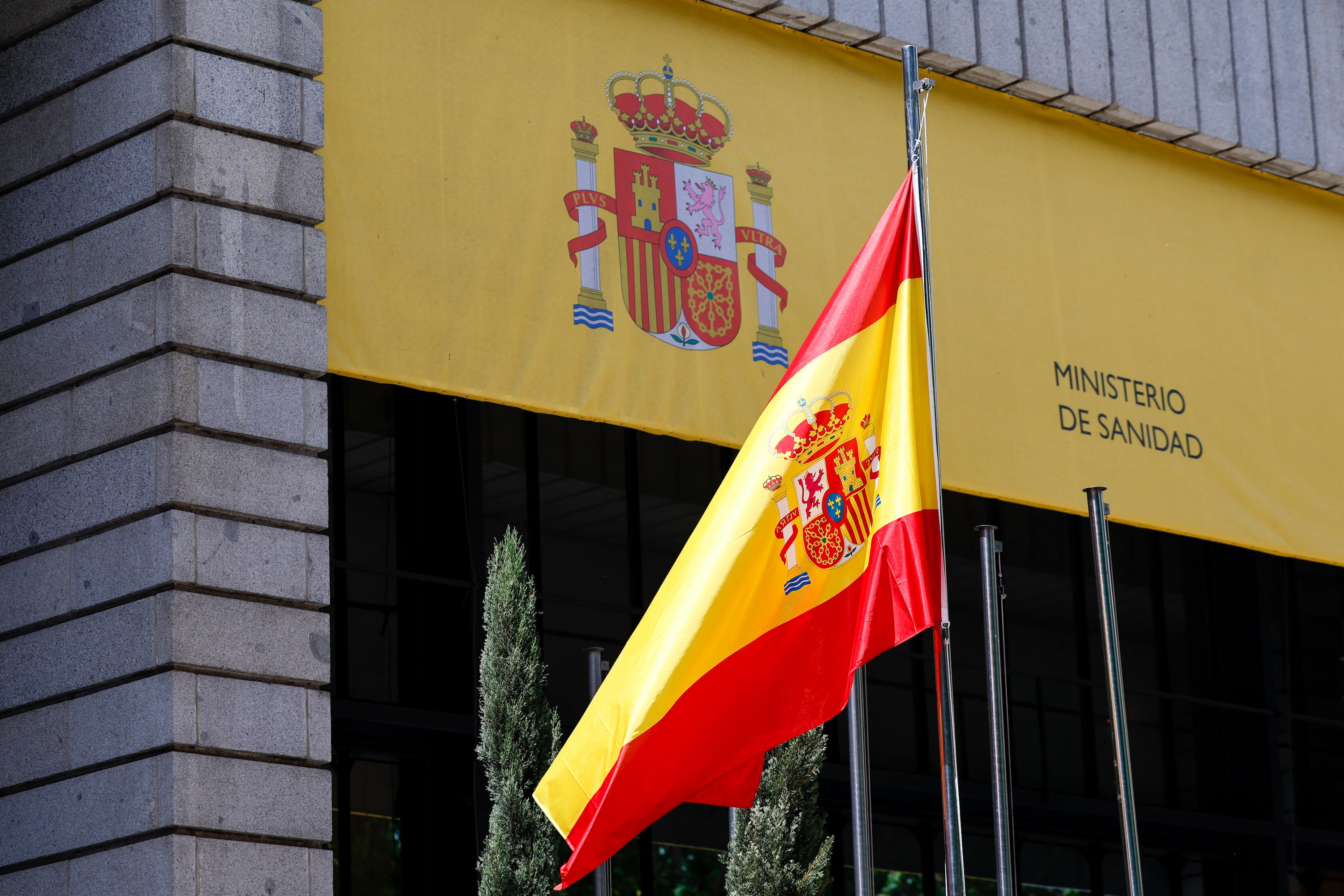 Canarias acogerá al crucero con brote de hantavirus y a su médico en estado grave