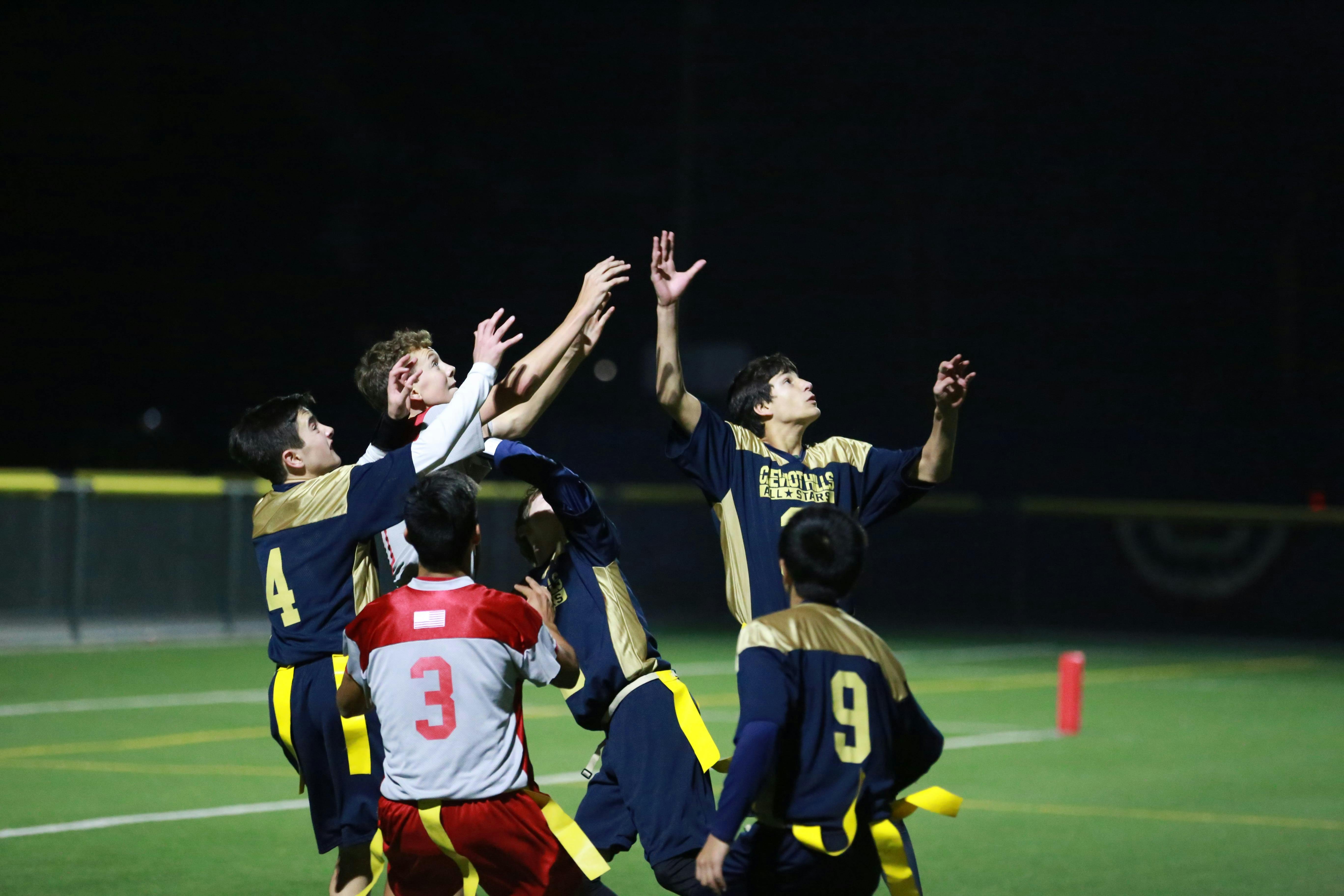 El aumento de sustituciones en los partidos de fútbol mejora el rendimiento físico