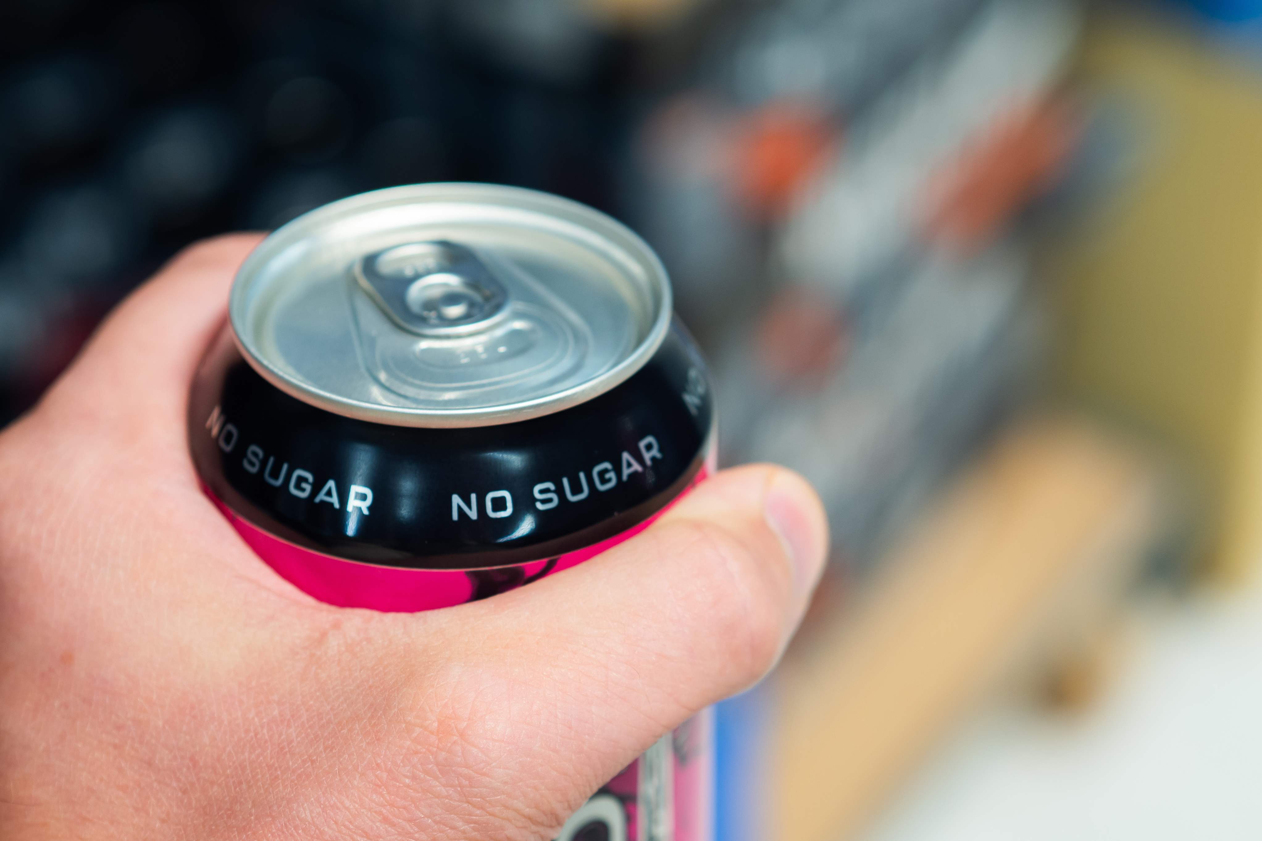 El edulcorante aspartamo reduce la grasa corporal, pero podría ser nocivo para el corazón y el cerebro