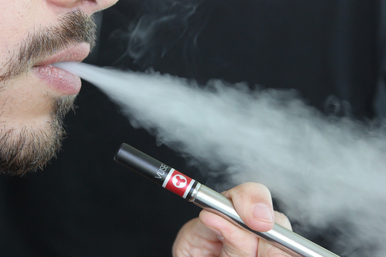 El vapor del cigarrillo electrnico aumenta la inflamacin del pulmn