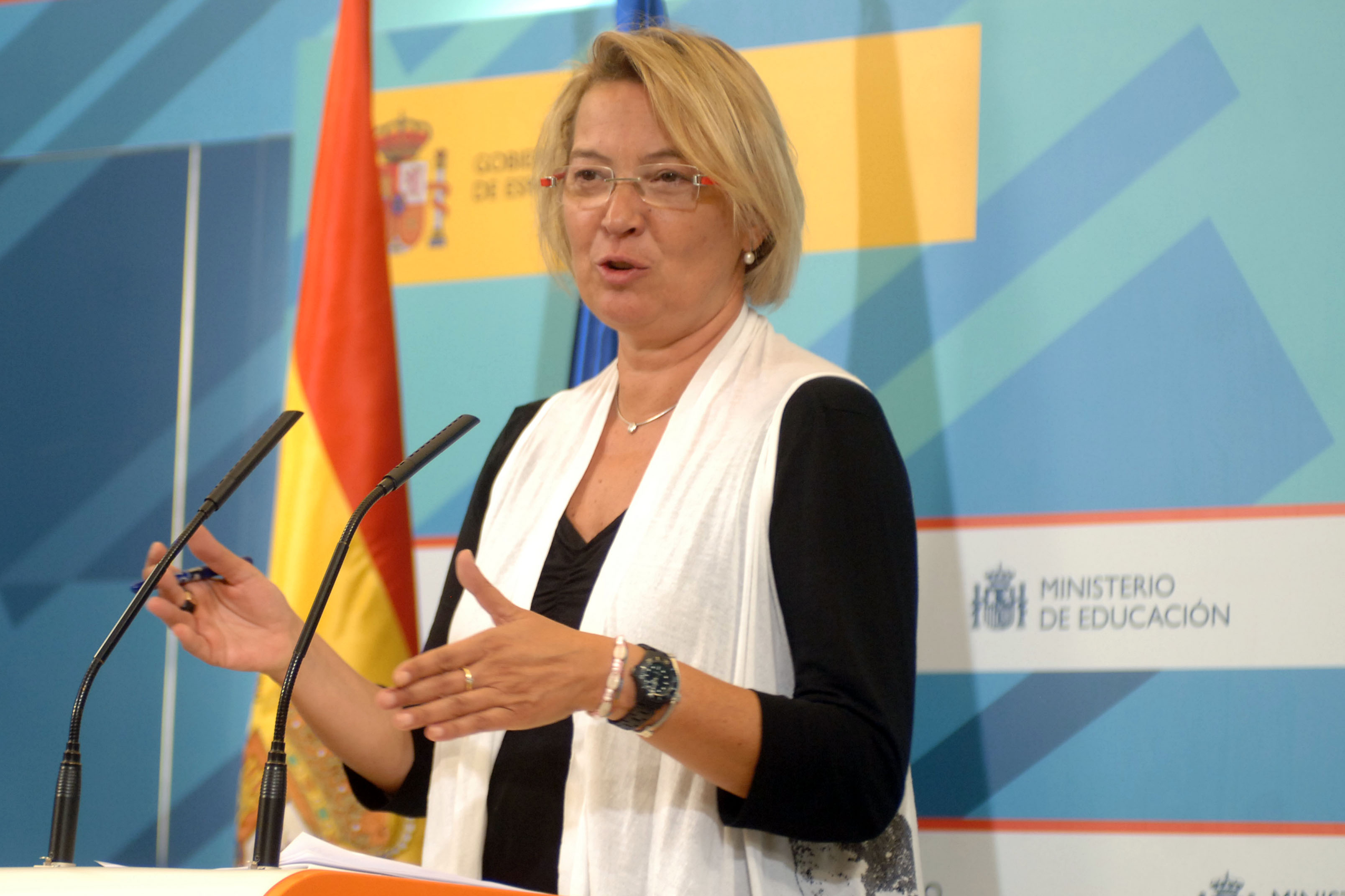 España mejora la media de la OCDE en estudios superiores