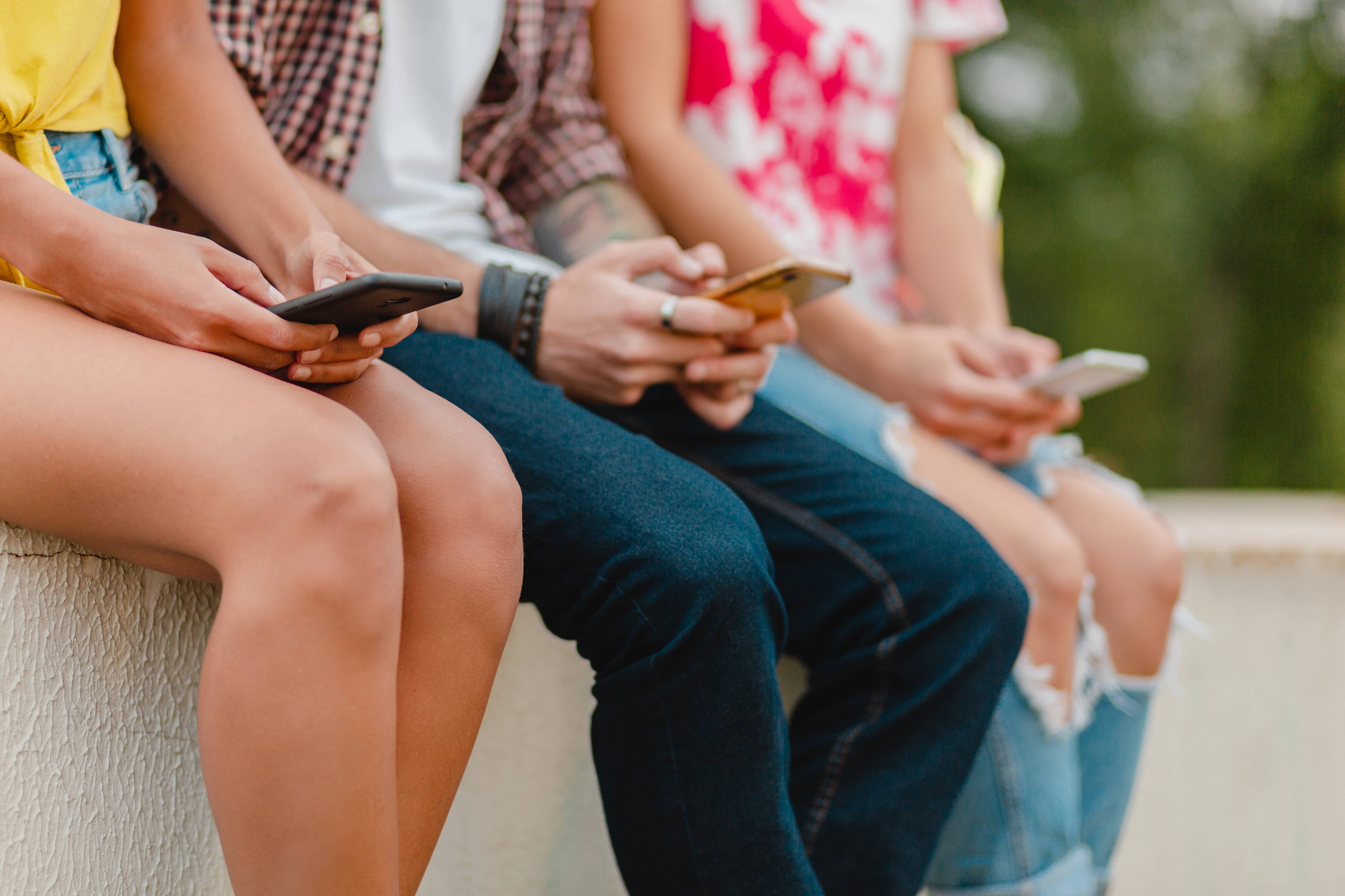 La mitad de los adolescentes de Estados Unidos usa la IA para crear imágenes sexualizadas