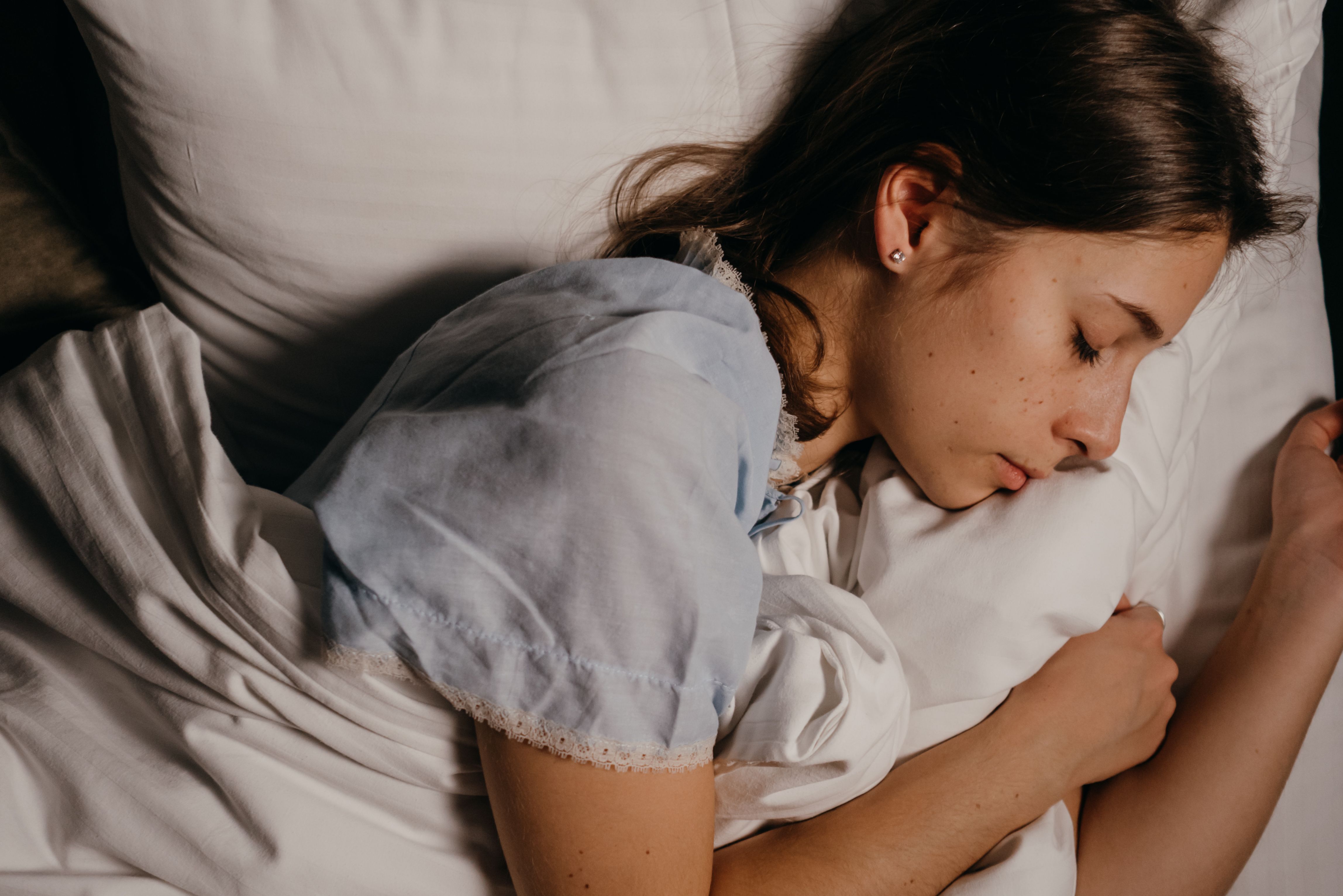 Una noche sin dormir altera el equilibrio celular del cerebro